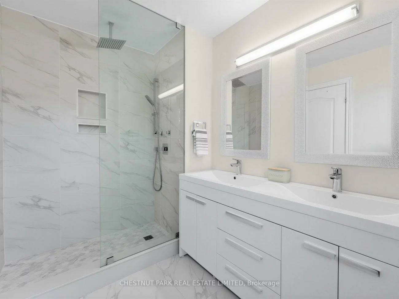 24, The Greenery, 1015 - RO River Oaks, Oakville