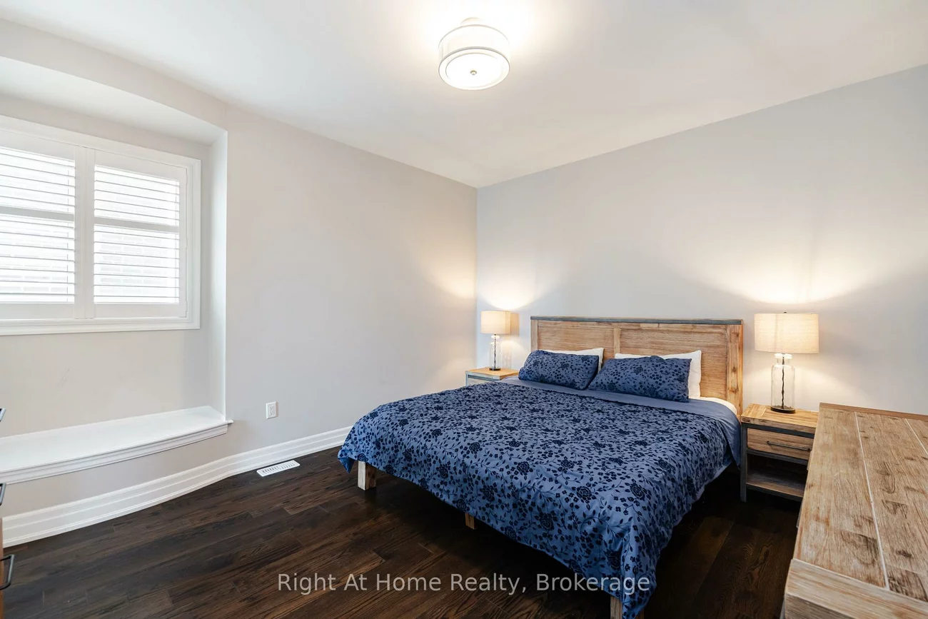 3318, Charles Biggar, 1008 - GO Glenorchy, Oakville