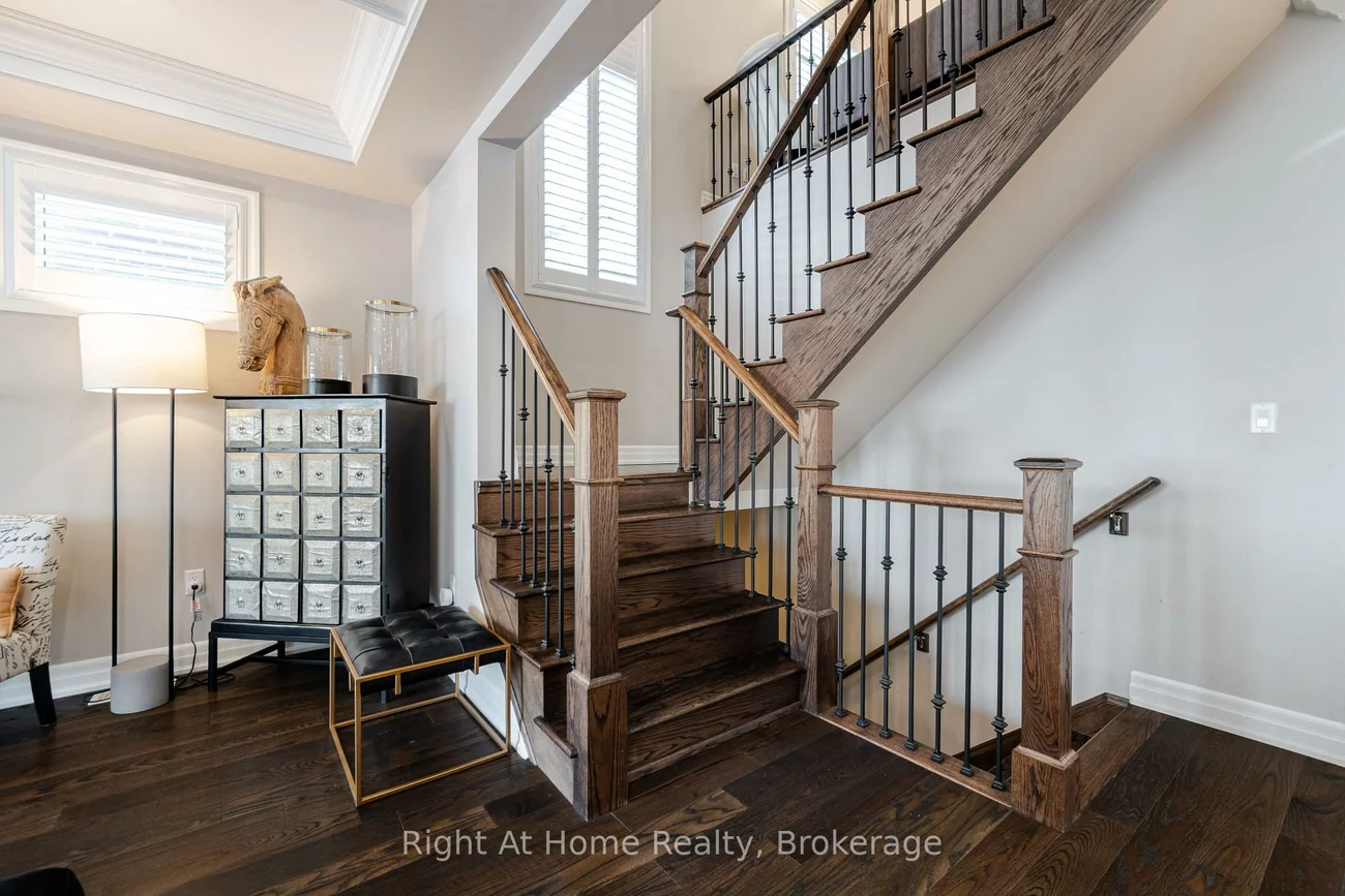 3318, Charles Biggar, 1008 - GO Glenorchy, Oakville