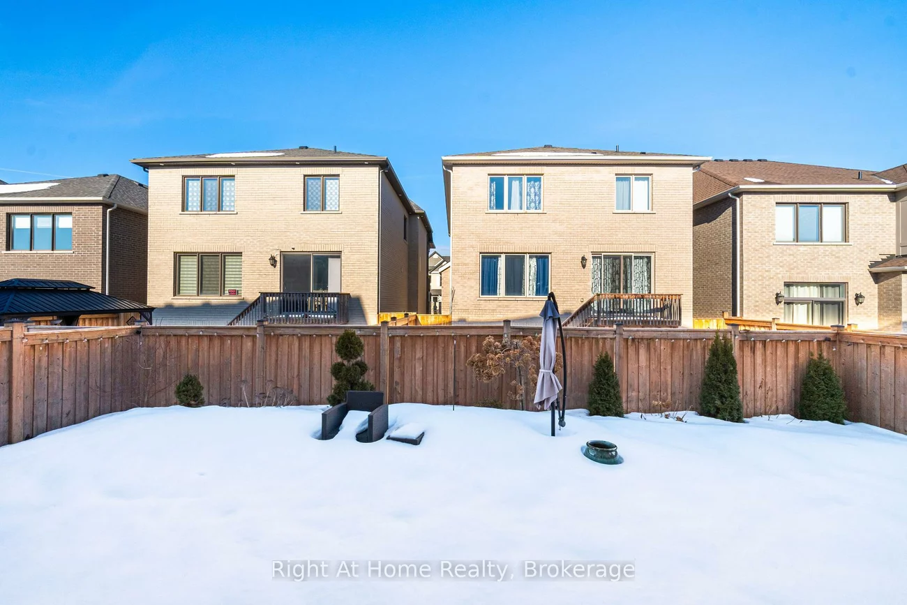 3318, Charles Biggar, 1008 - GO Glenorchy, Oakville
