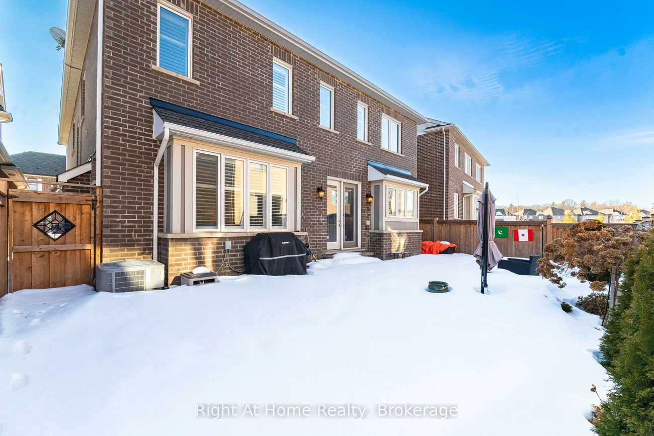 3318, Charles Biggar, 1008 - GO Glenorchy, Oakville
