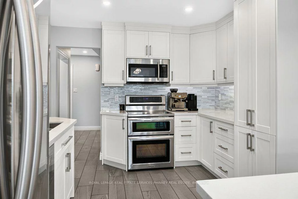 2175, Margot, 1015 - RO River Oaks, Oakville