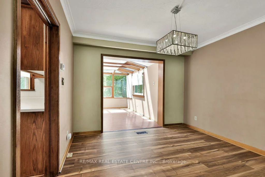 131, Mayfield, 1003 - CP College Park, Oakville