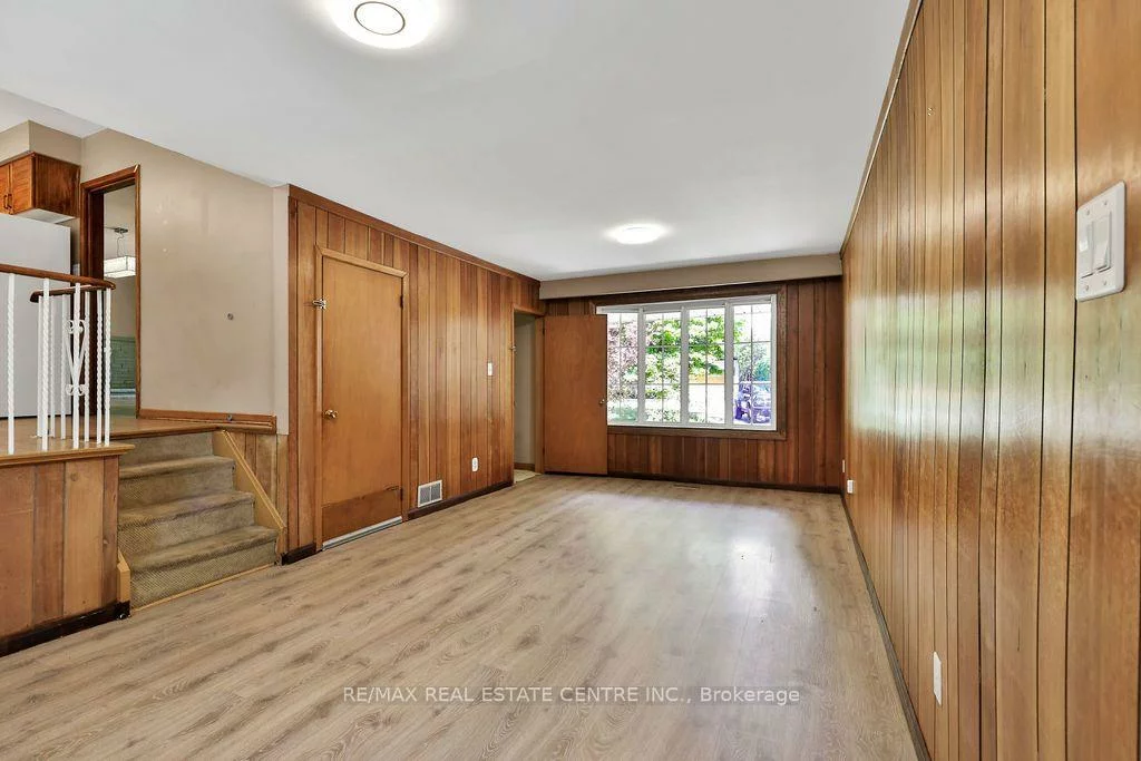 131, Mayfield, 1003 - CP College Park, Oakville