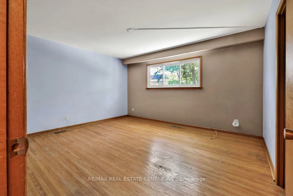 131, Mayfield, 1003 - CP College Park, Oakville