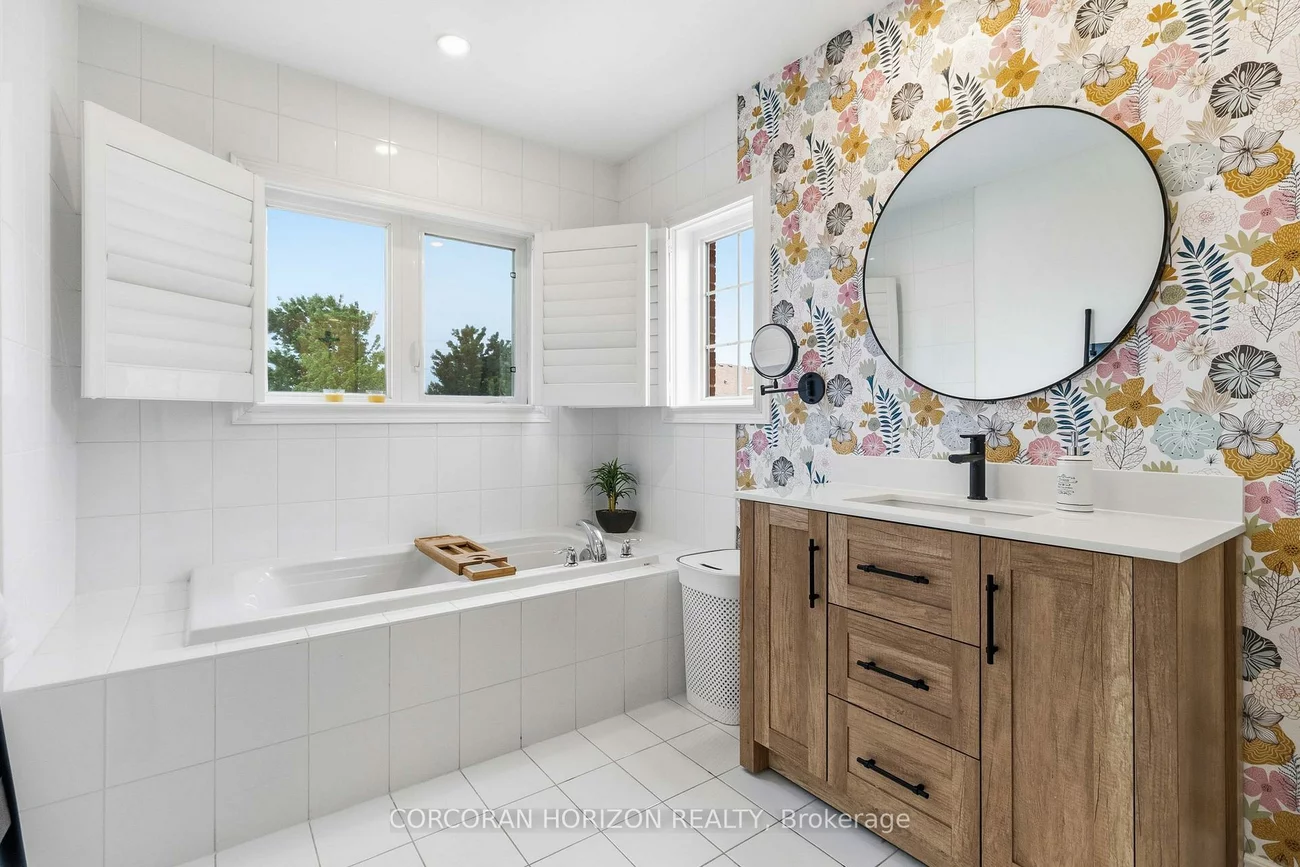 3216, Robert Brown, 1008 - GO Glenorchy, Oakville