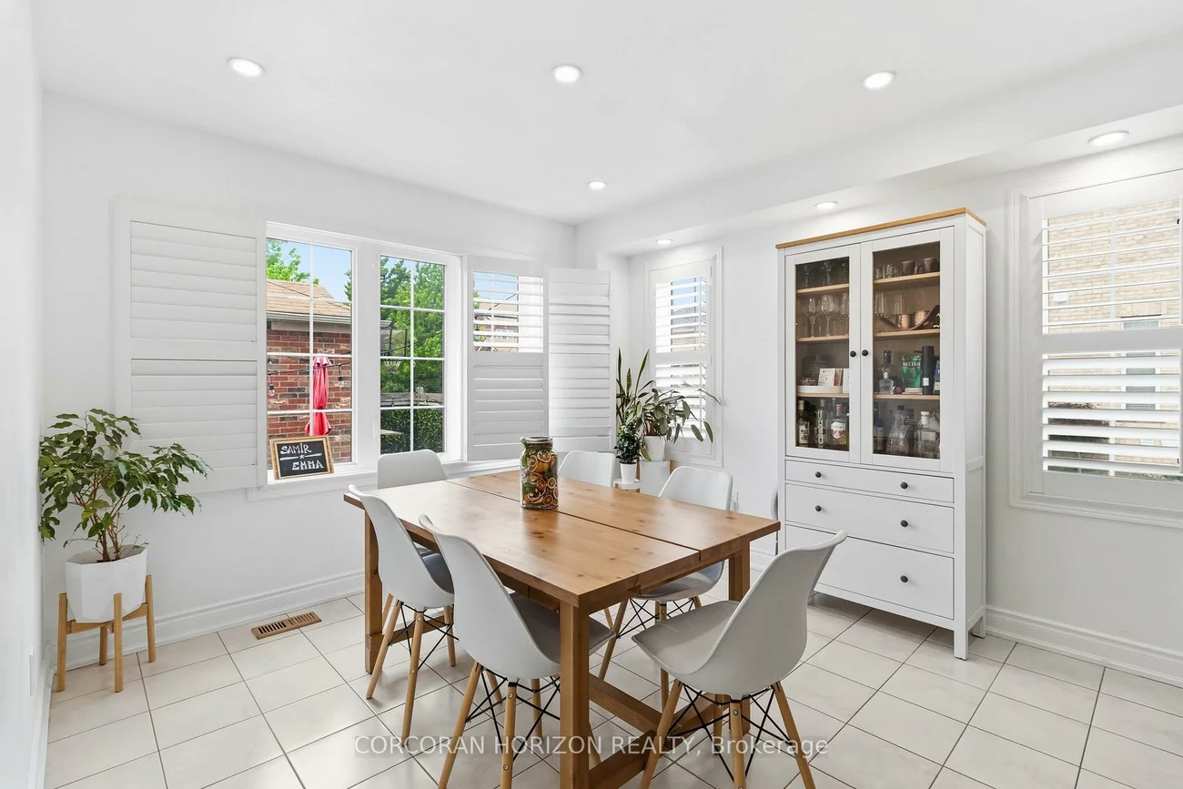 3216, Robert Brown, 1008 - GO Glenorchy, Oakville