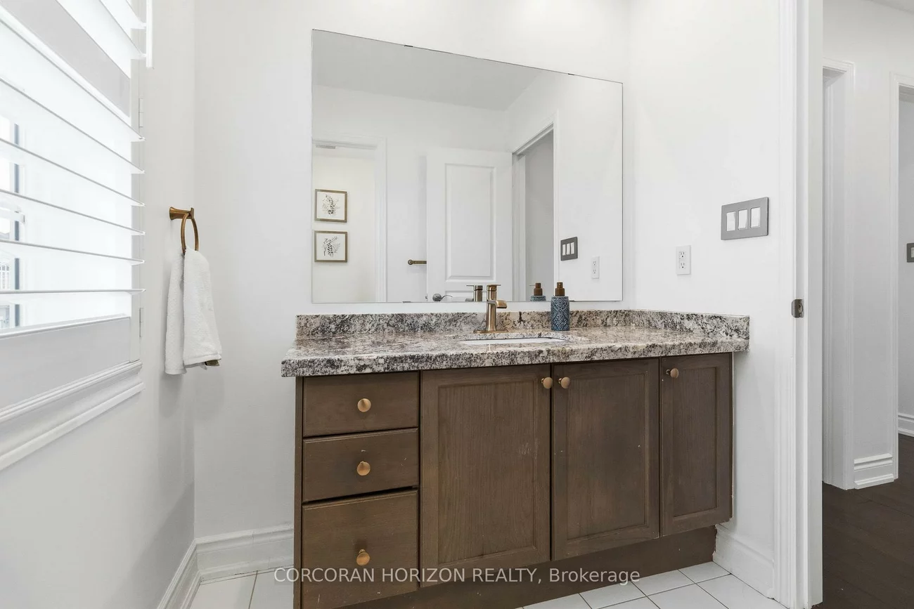 3216, Robert Brown, 1008 - GO Glenorchy, Oakville