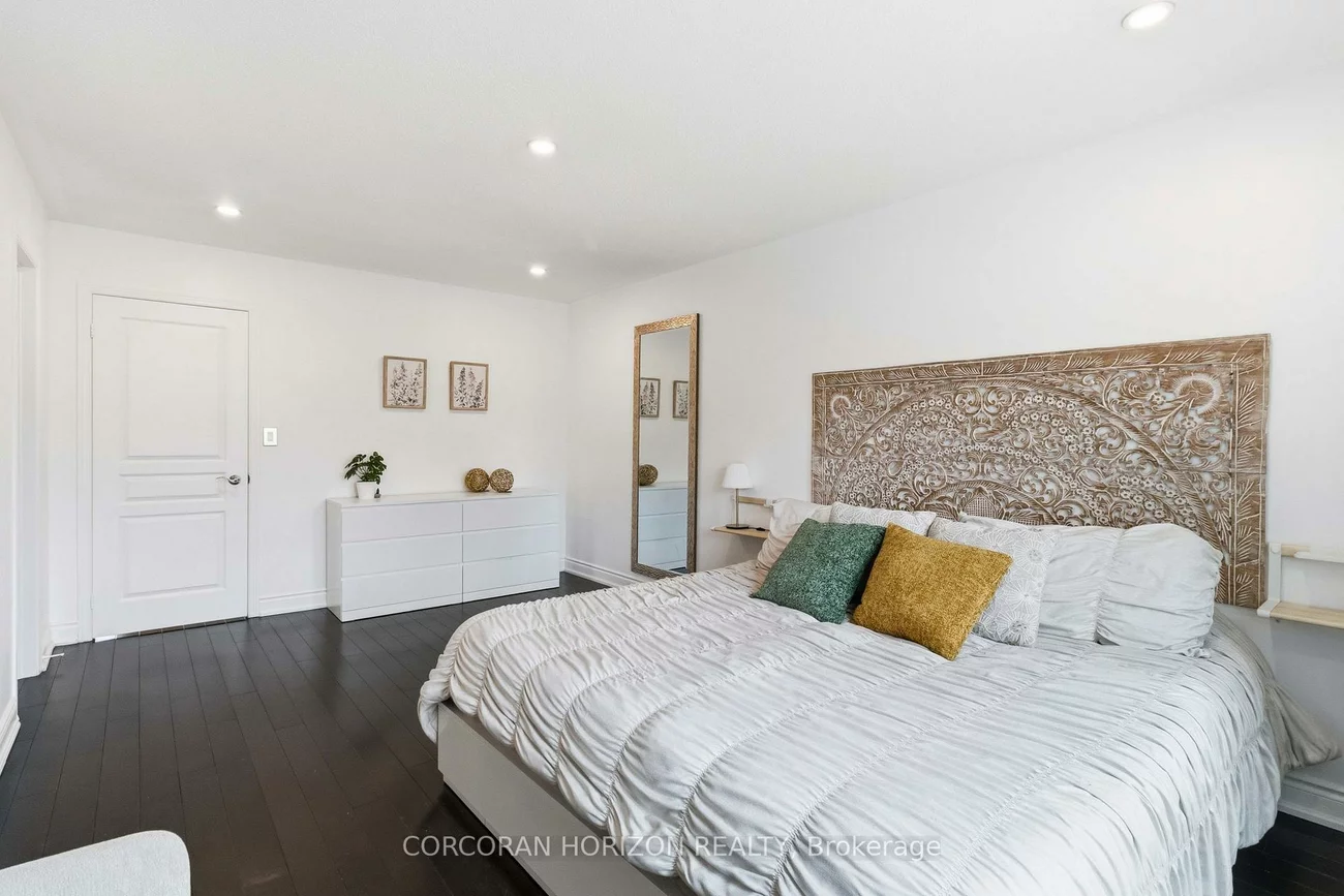3216, Robert Brown, 1008 - GO Glenorchy, Oakville