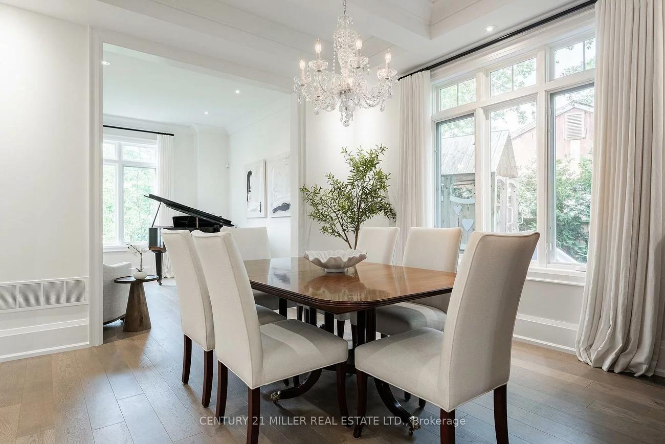2458, Meadowood, 1001 - BR Bronte, Oakville