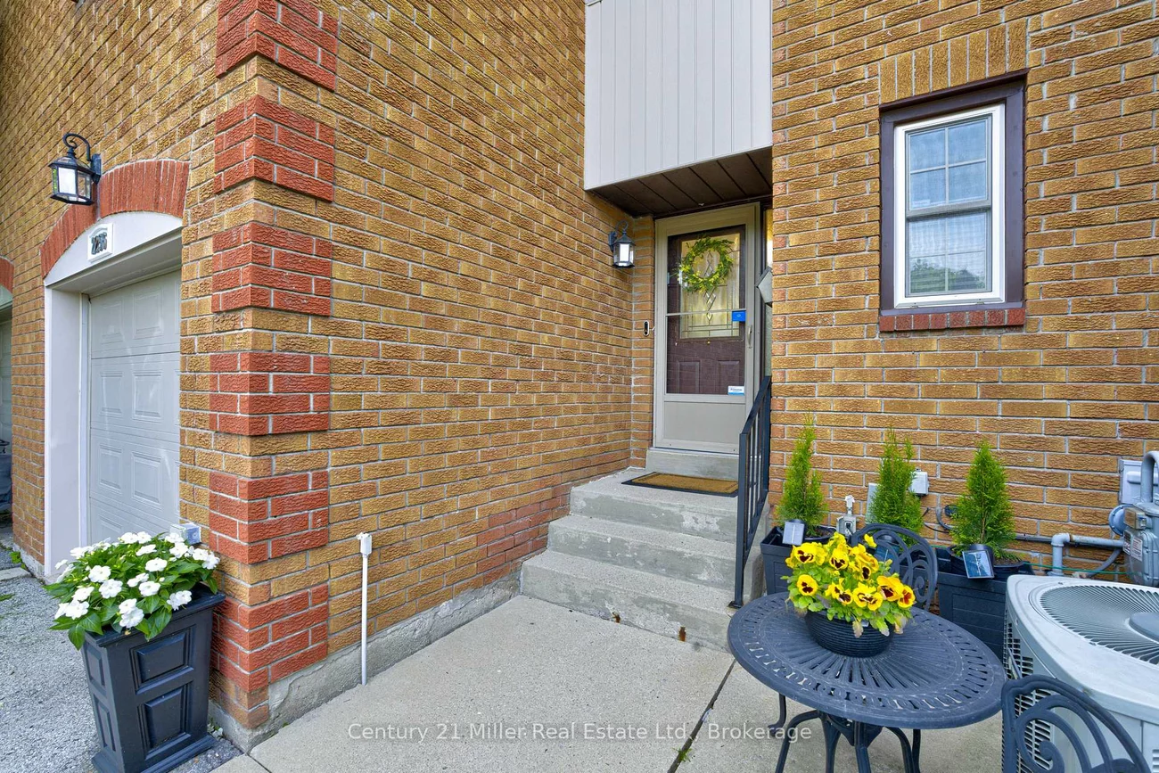 2256, MARGOT, 1015 - RO River Oaks, Oakville