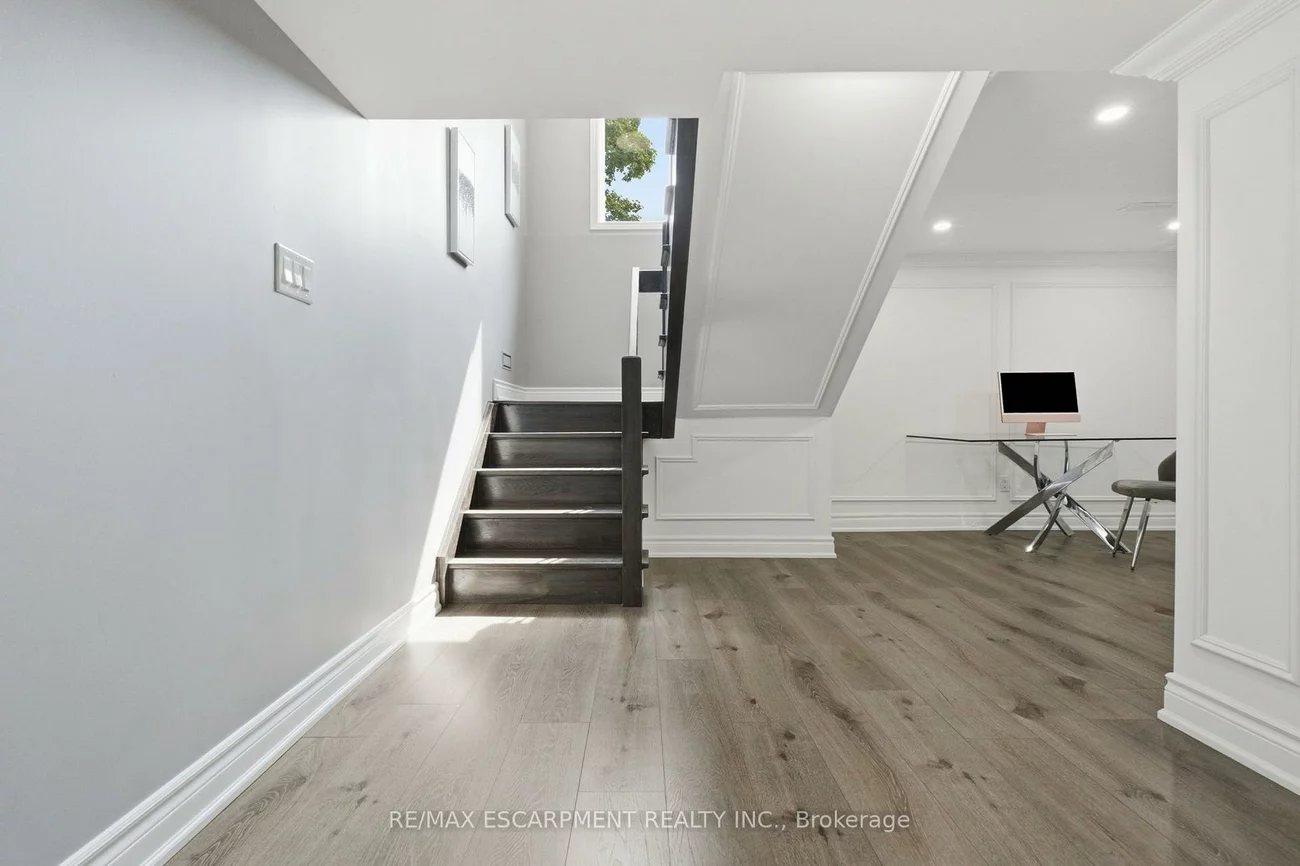 513, Maplehurst, 1020 - WO West, Oakville