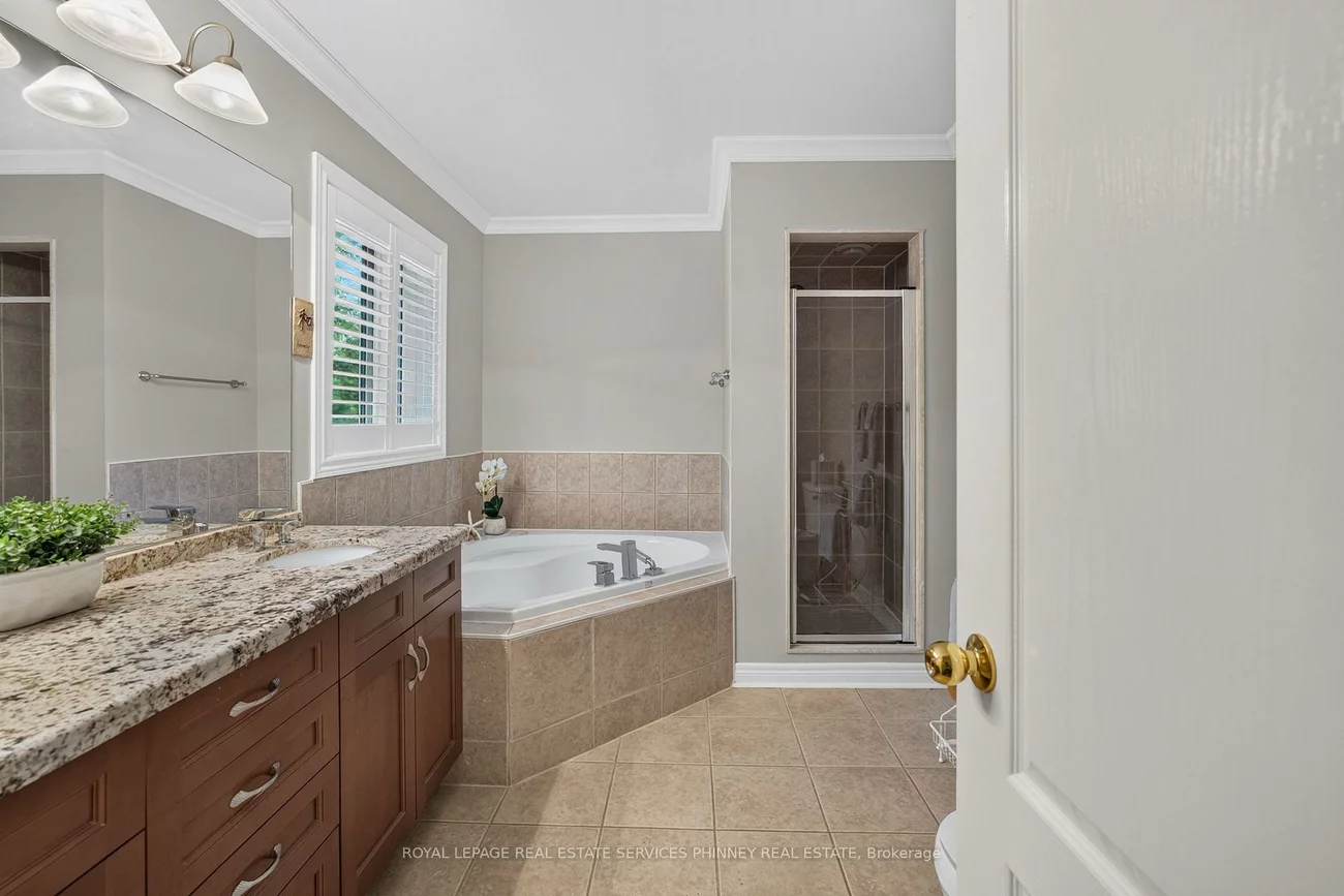 211, Creek Path, 1001 - BR Bronte, Oakville