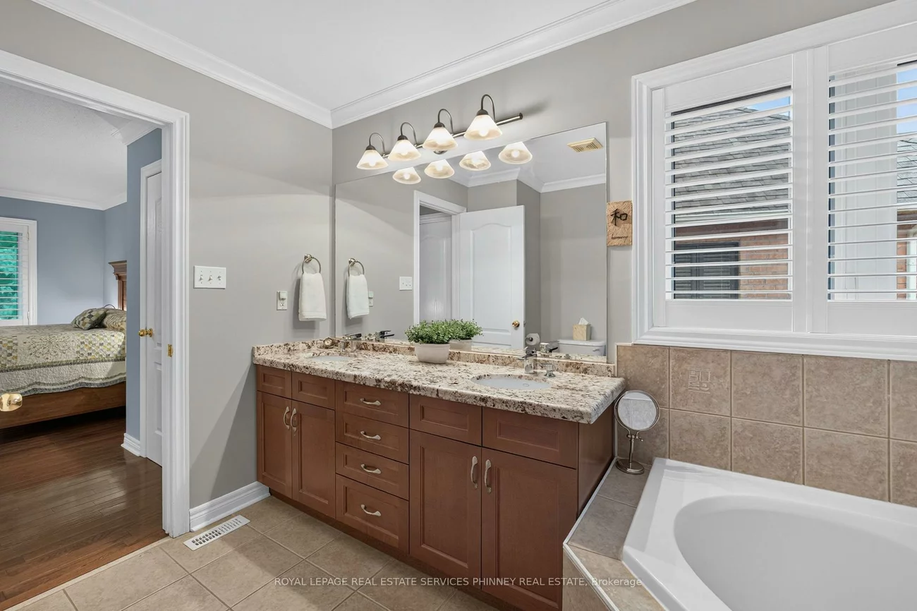 211, Creek Path, 1001 - BR Bronte, Oakville