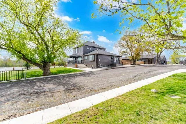 2483, Burnhamthorpe, 1040 - OA Rural Oakville, Oakville