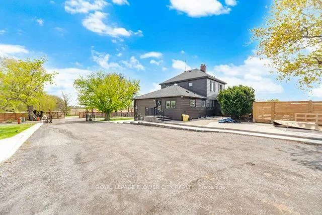 2483, Burnhamthorpe, 1040 - OA Rural Oakville, Oakville