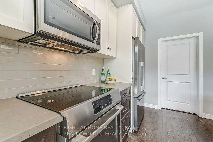 3108, POSTRIDGE, 1010 - JM Joshua Meadows, Oakville