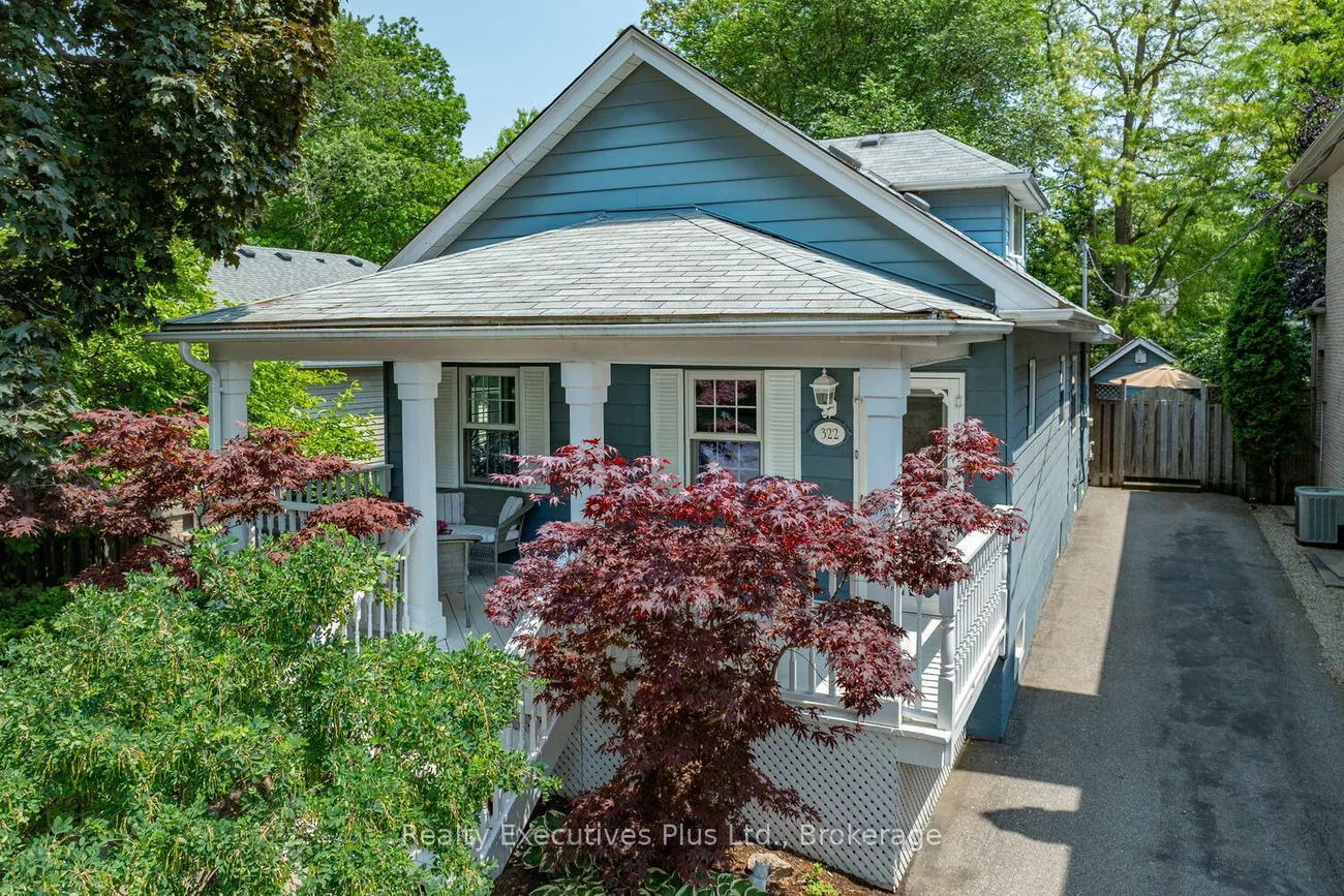 322, Pine, 1013 - OO Old Oakville, Oakville
