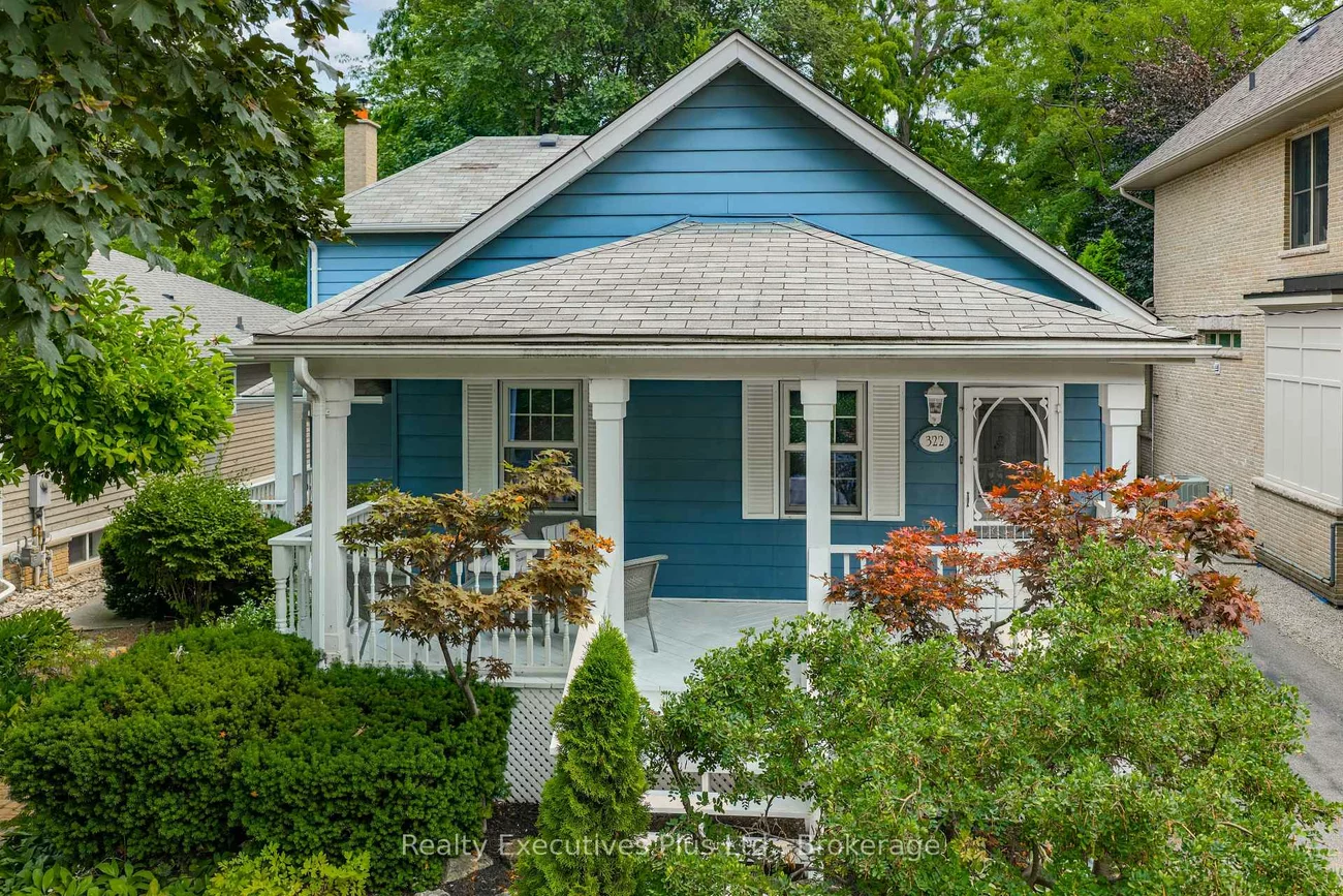 322, Pine, 1013 - OO Old Oakville, Oakville