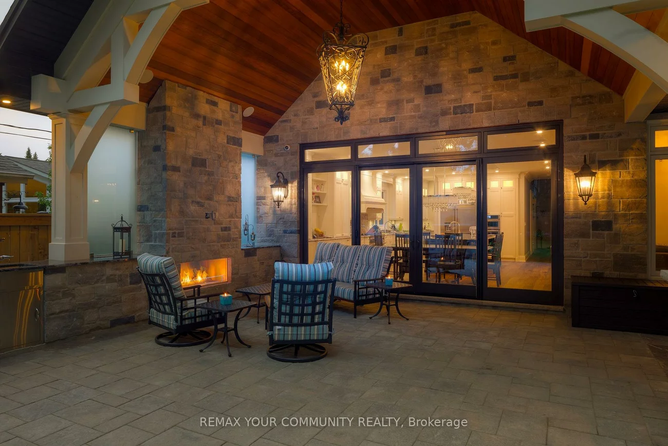 1551, Warland, 1017 - SW Southwest, Oakville