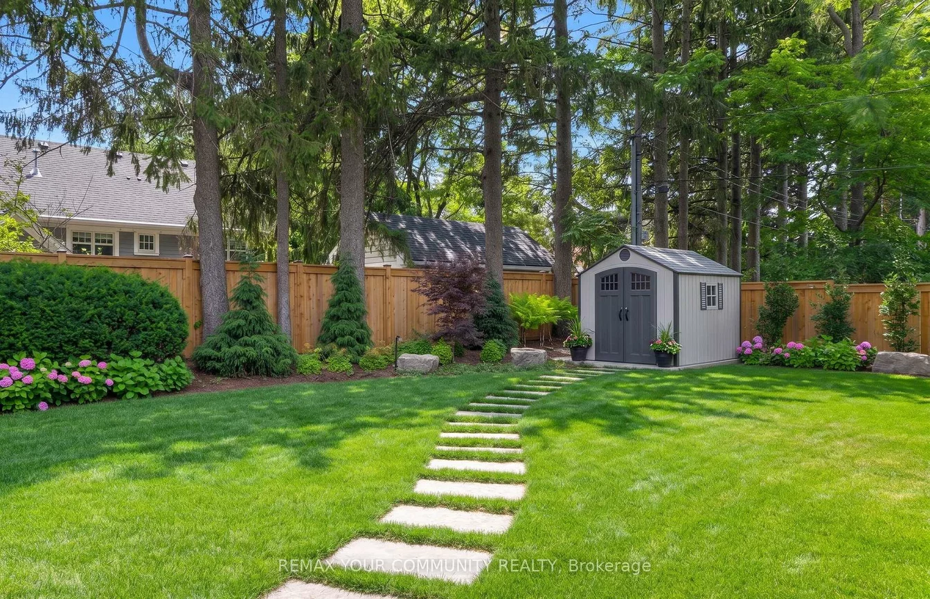 1551, Warland, 1017 - SW Southwest, Oakville