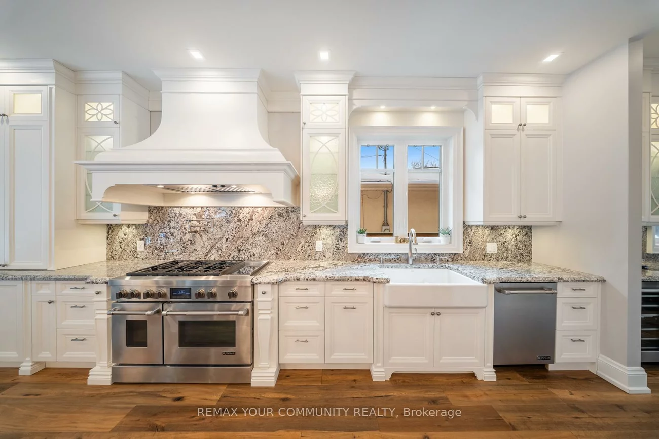 1551, Warland, 1017 - SW Southwest, Oakville