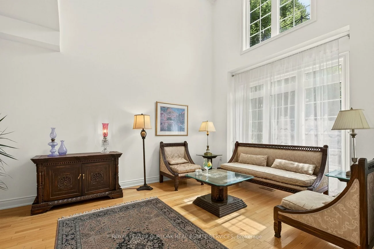 215, Burloak, 1001 - BR Bronte, Oakville