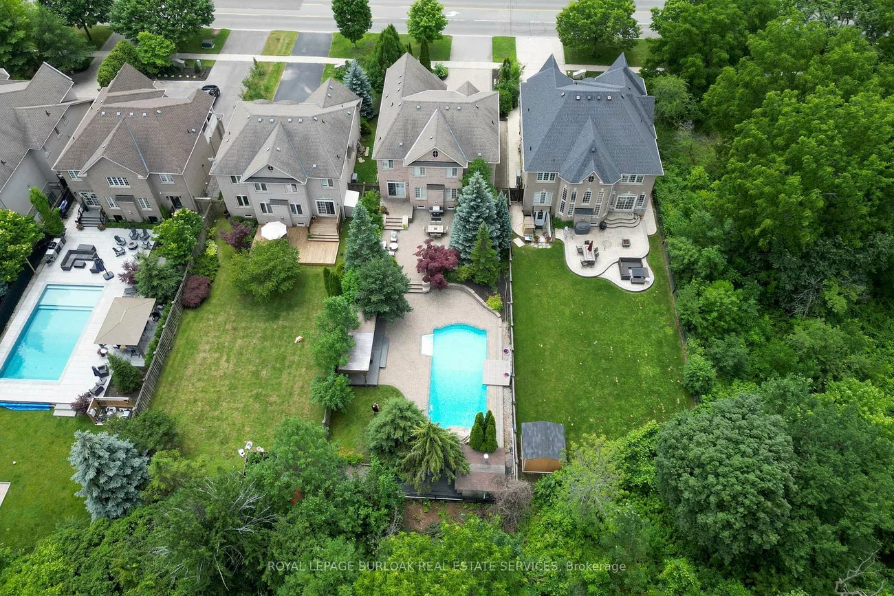 215, Burloak, 1001 - BR Bronte, Oakville