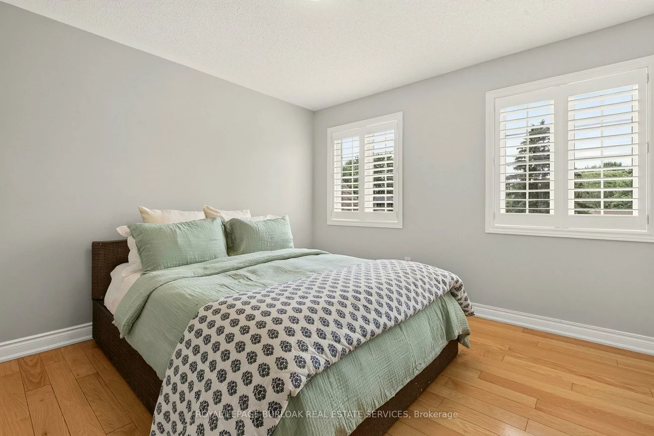 215, Burloak, 1001 - BR Bronte, Oakville