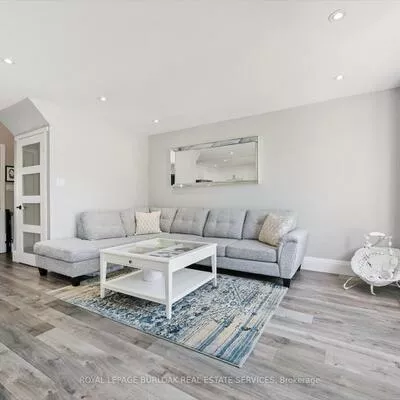 2152, Pelee, 1015 - RO River Oaks, Oakville
