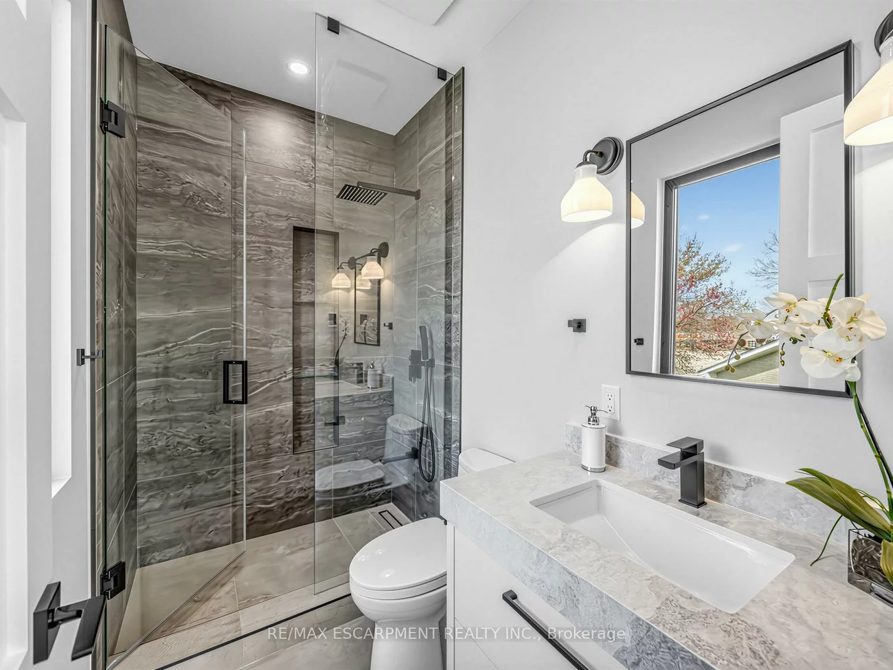 2488, Bridge, 1020 - WO West, Oakville