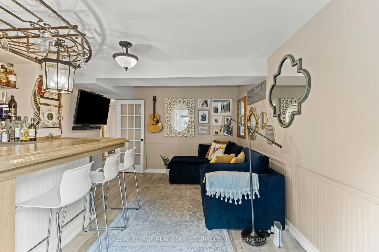 2303, Marine, 1001 - BR Bronte, Oakville