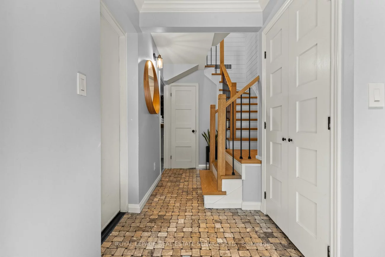 2303, Marine, 1001 - BR Bronte, Oakville