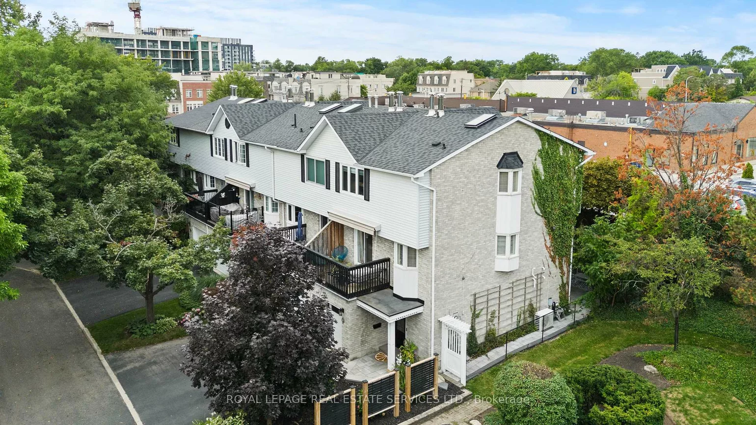 2303, Marine, 1001 - BR Bronte, Oakville
