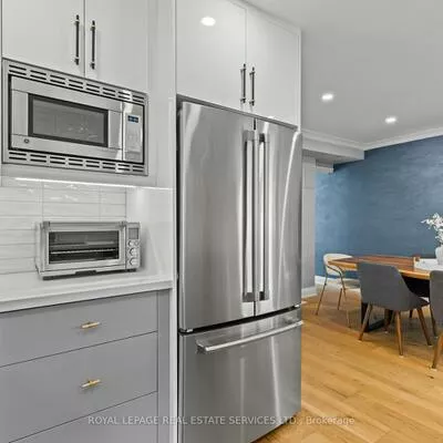 2303, Marine, 1001 - BR Bronte, Oakville