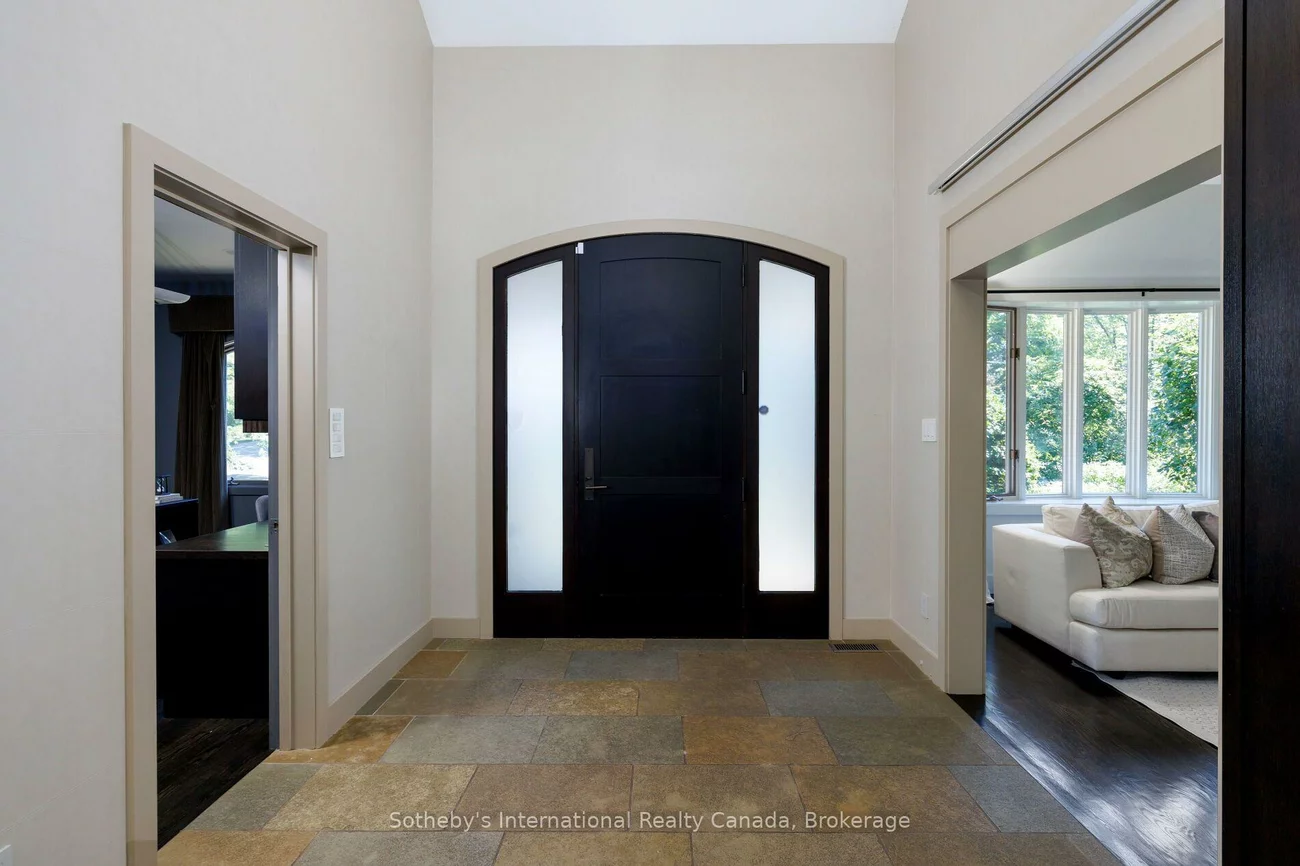 56, Birch Hill, 1017 - SW Southwest, Oakville