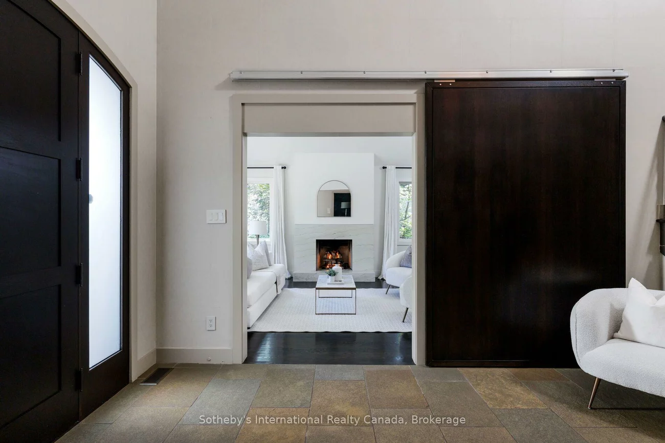56, Birch Hill, 1017 - SW Southwest, Oakville