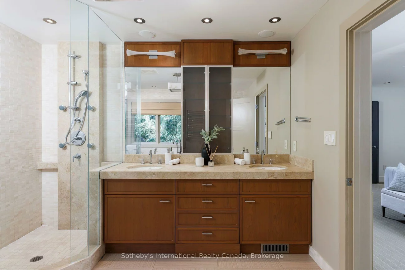 56, Birch Hill, 1017 - SW Southwest, Oakville