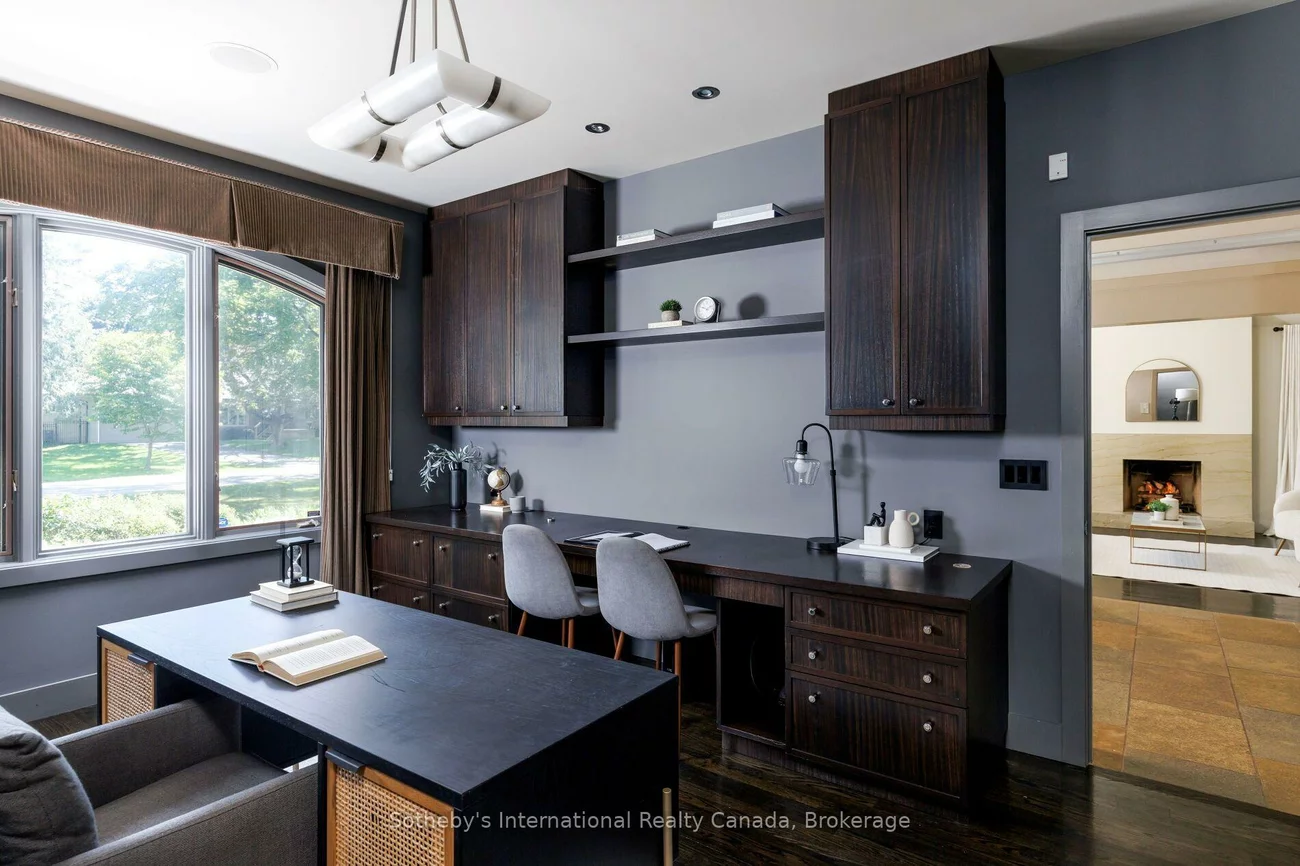 56, Birch Hill, 1017 - SW Southwest, Oakville