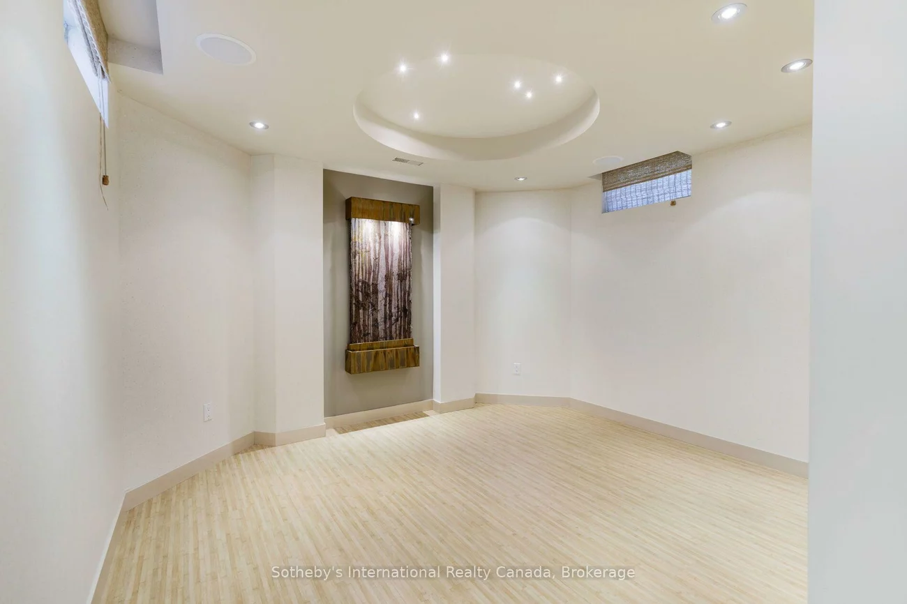 56, Birch Hill, 1017 - SW Southwest, Oakville