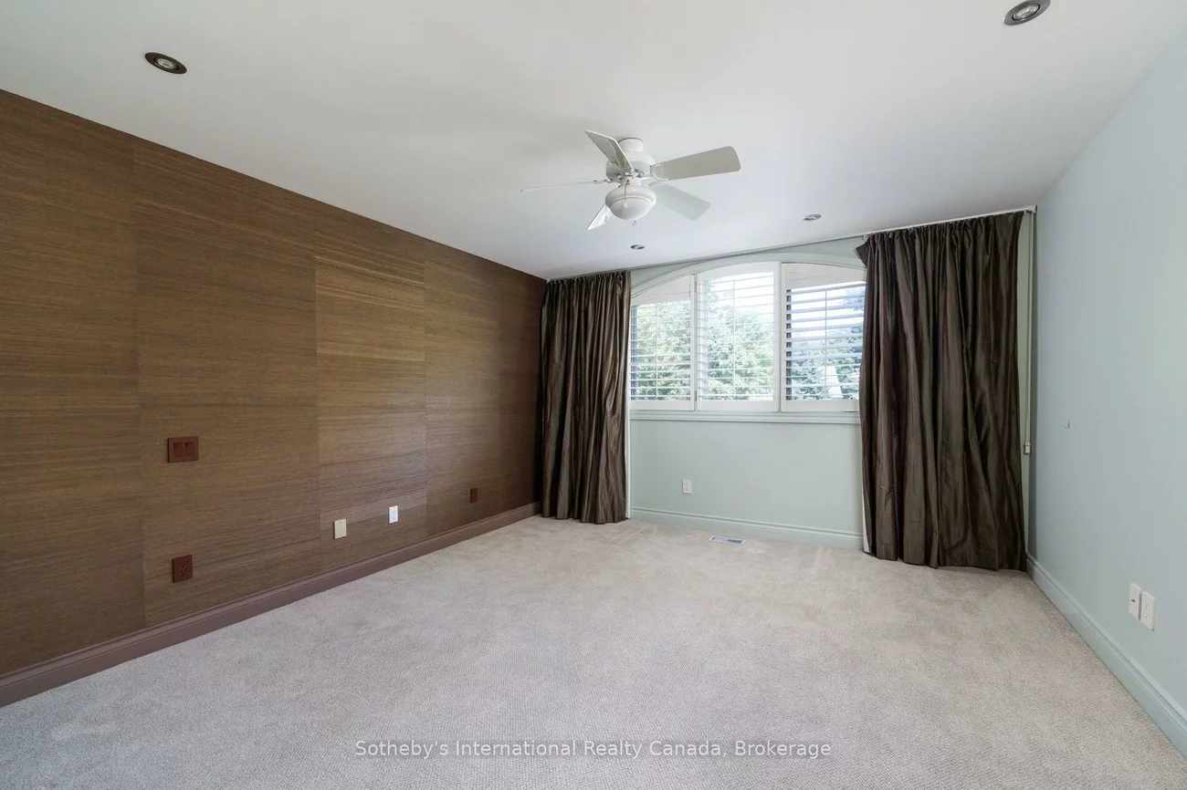 56, Birch Hill, 1017 - SW Southwest, Oakville