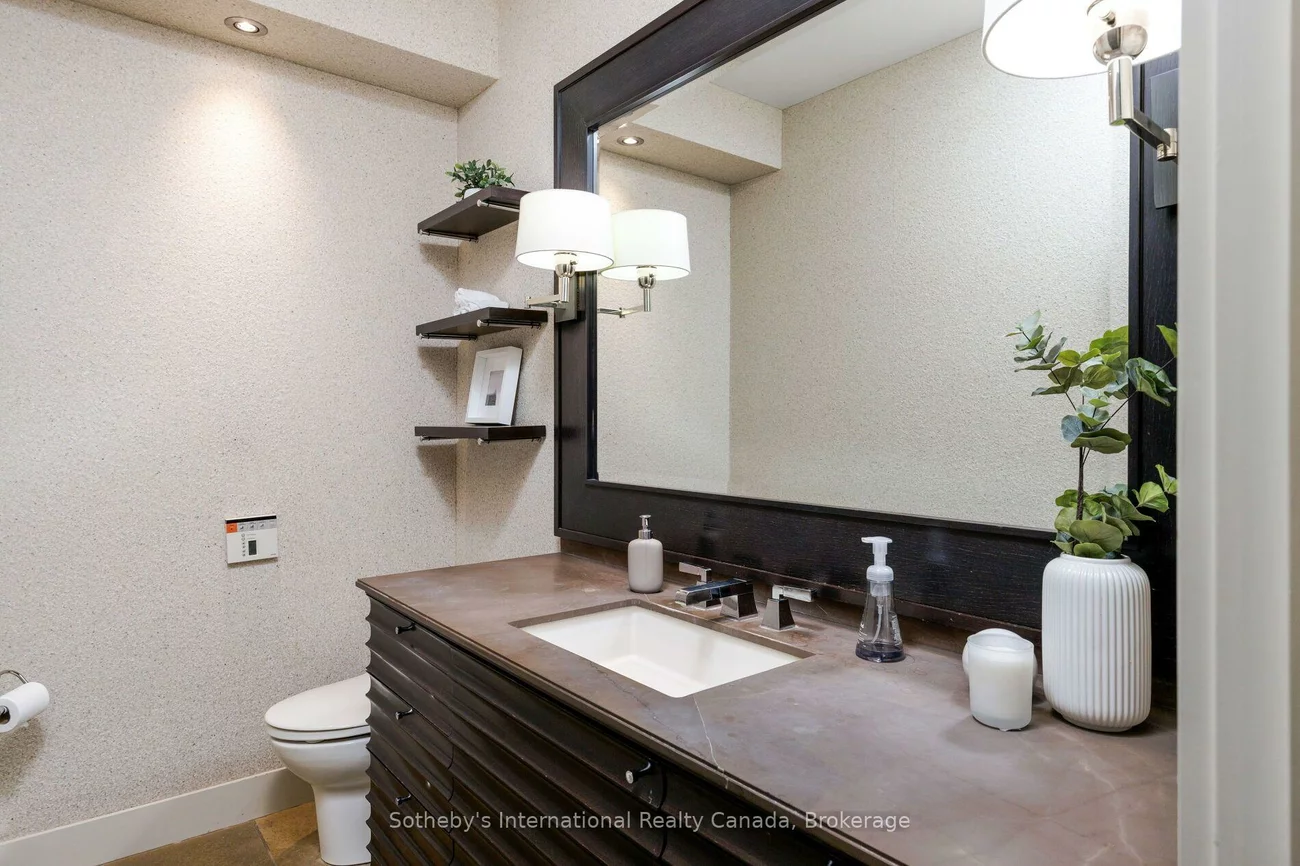 56, Birch Hill, 1017 - SW Southwest, Oakville