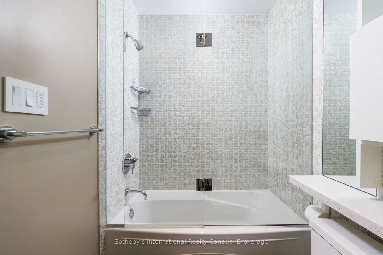 56, Birch Hill, 1017 - SW Southwest, Oakville