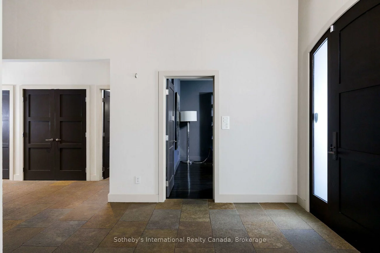 56, Birch Hill, 1017 - SW Southwest, Oakville