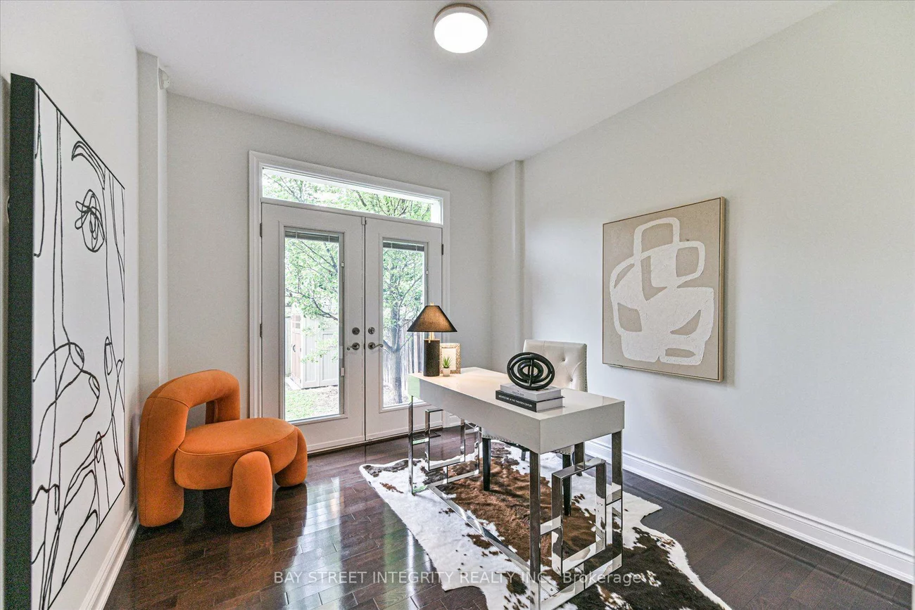 210, Milkweed, 1001 - BR Bronte, Oakville