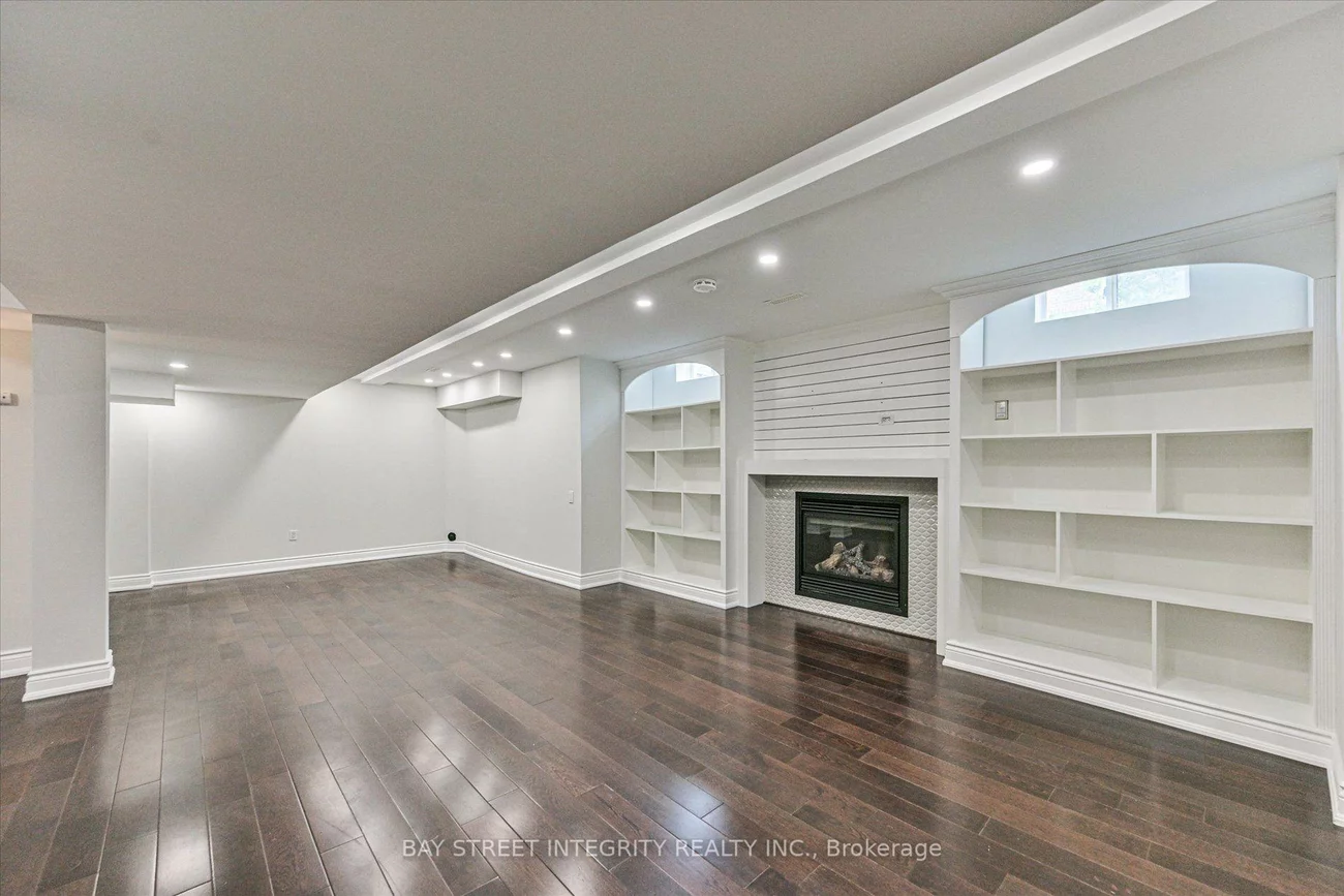 210, Milkweed, 1001 - BR Bronte, Oakville