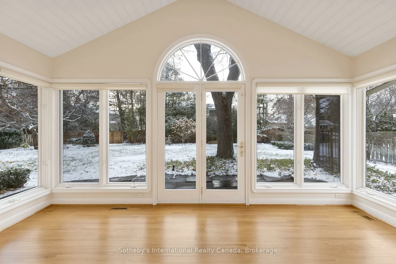 174, Claxton, 1011 - MO Morrison, Oakville