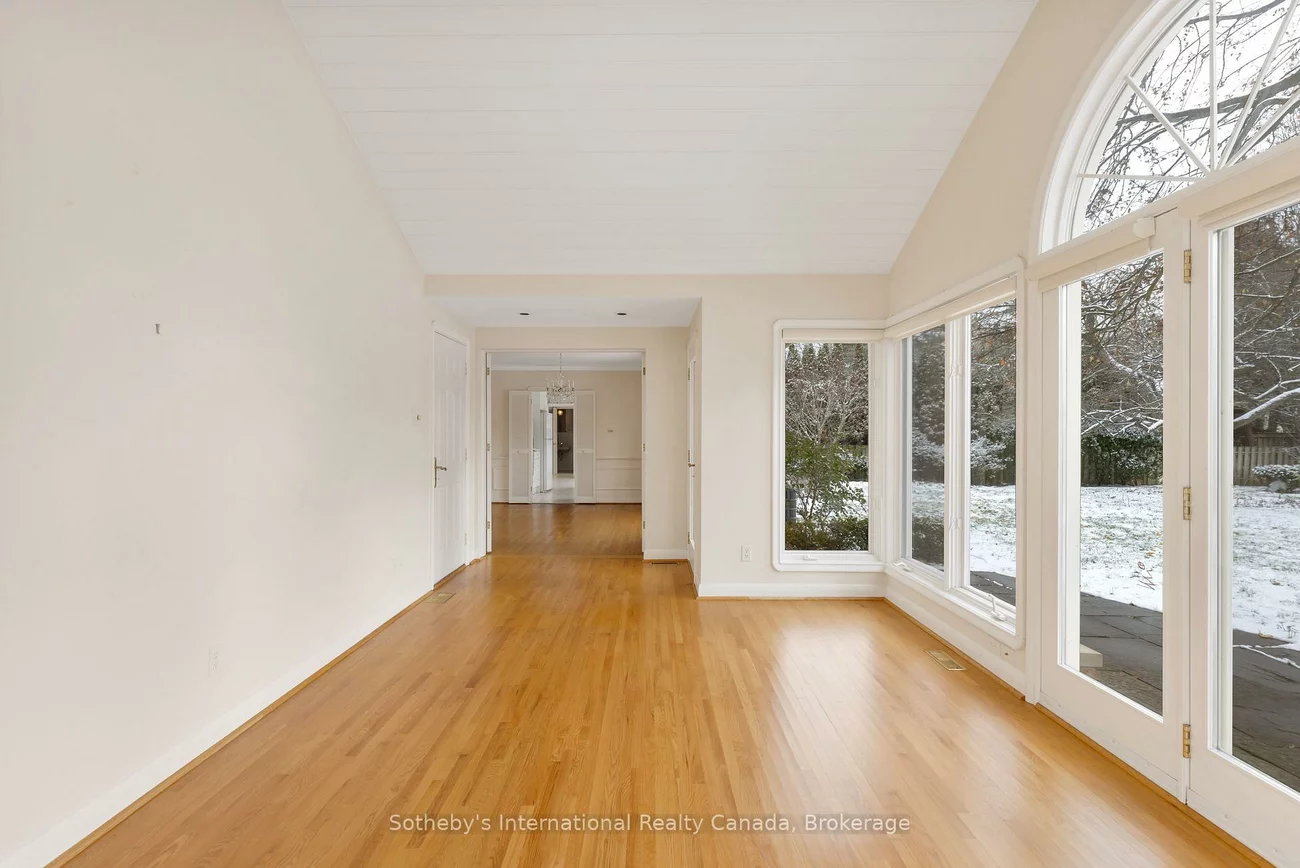 174, Claxton, 1011 - MO Morrison, Oakville