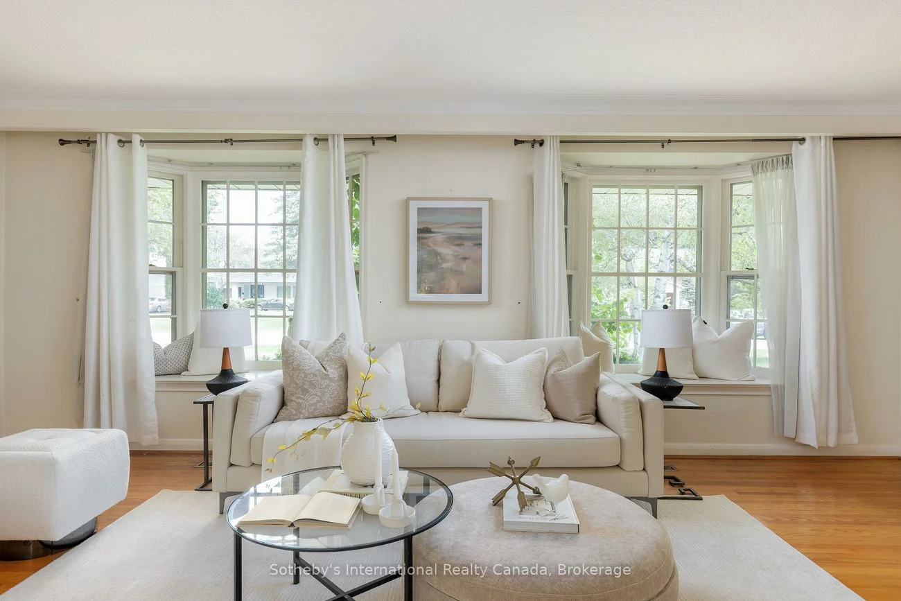 174, Claxton, 1011 - MO Morrison, Oakville