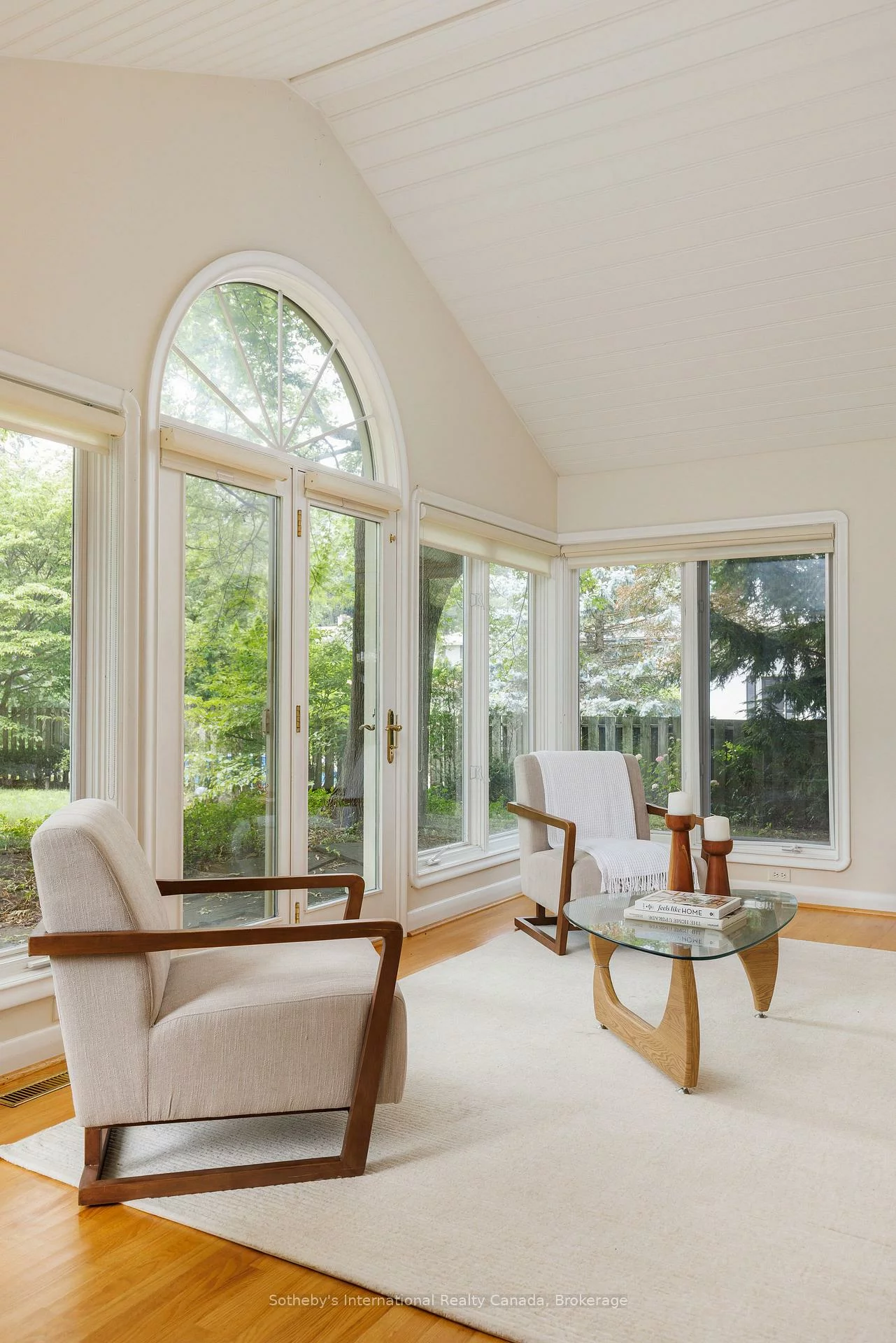 174, Claxton, 1011 - MO Morrison, Oakville